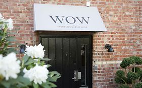 Wow Apartments & Rooms